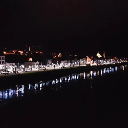 Les Quais De Meuse Revin (Ardennes)