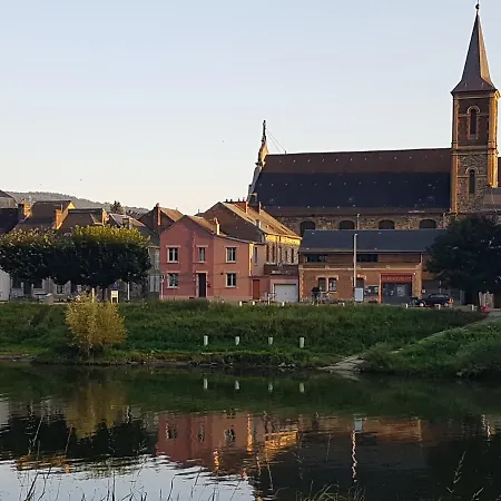 Le Balcon Sur La Meuse Prázdninový dům